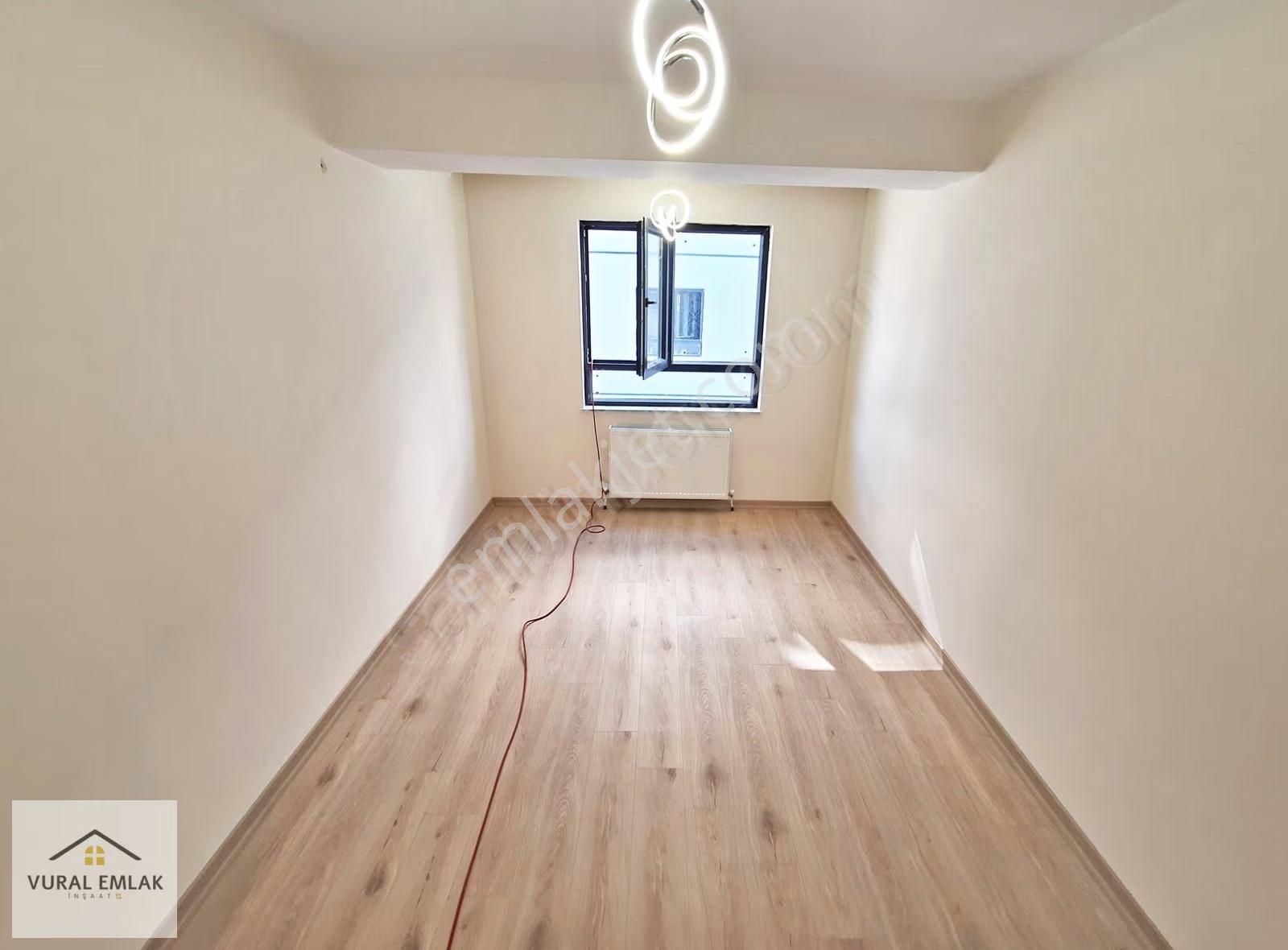 Vural Emlaktan 3+1 İskanlı Ultra Lüx Site İçirisinde 145m2 Acill - Görsel 3