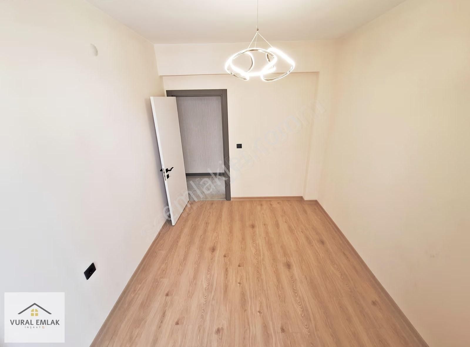 Vural Emlaktan 3+1 İskanlı Ultra Lüx Site İçirisinde 145m2 Acill - Görsel 34