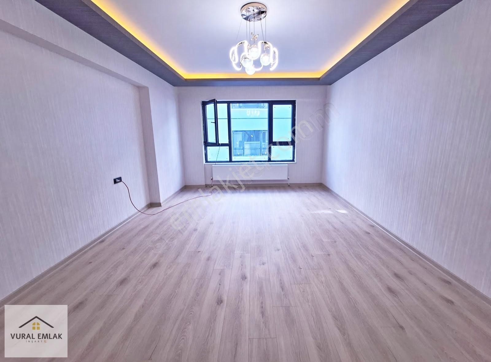 Vural Emlaktan 3+1 İskanlı Ultra Lüx Site İçirisinde 145m2 Acill - Görsel 31