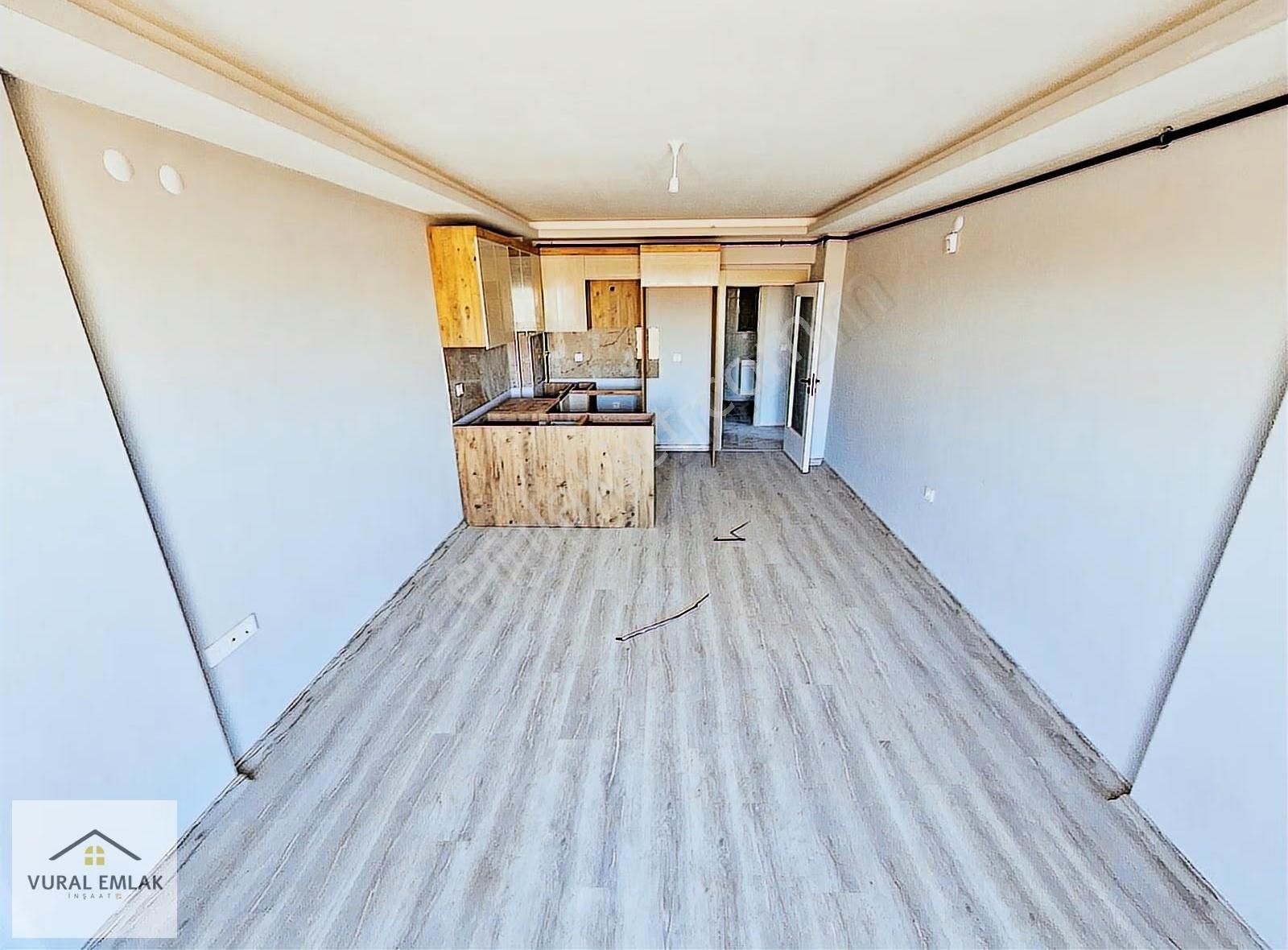 Vural Emlaktan 2+1 İskanlı Cam Balkonlu 105m2 Son Daire Acill - Görsel 16