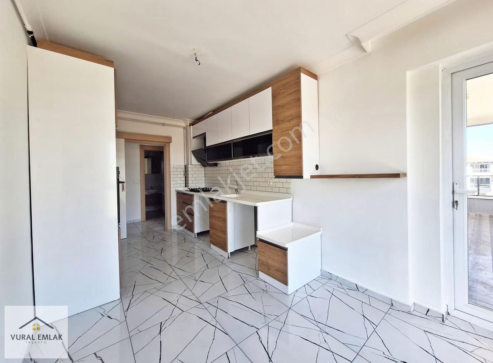 Vural Emlaktan 3+1 Bulvar Cepheli Merkezde 145m2