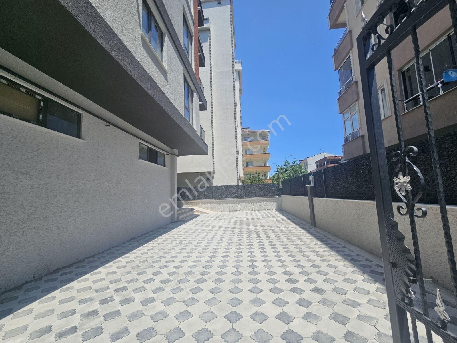 Çerkezköyde Eşyalı Kiralık 1+1 Daire - Görsel 13