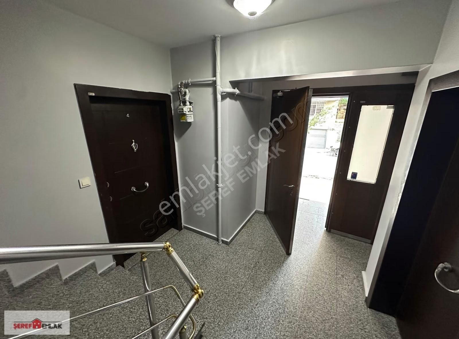 Şeref Emlak Otoparklı Satılık Daire 3,650,000 Tl - Görsel 18