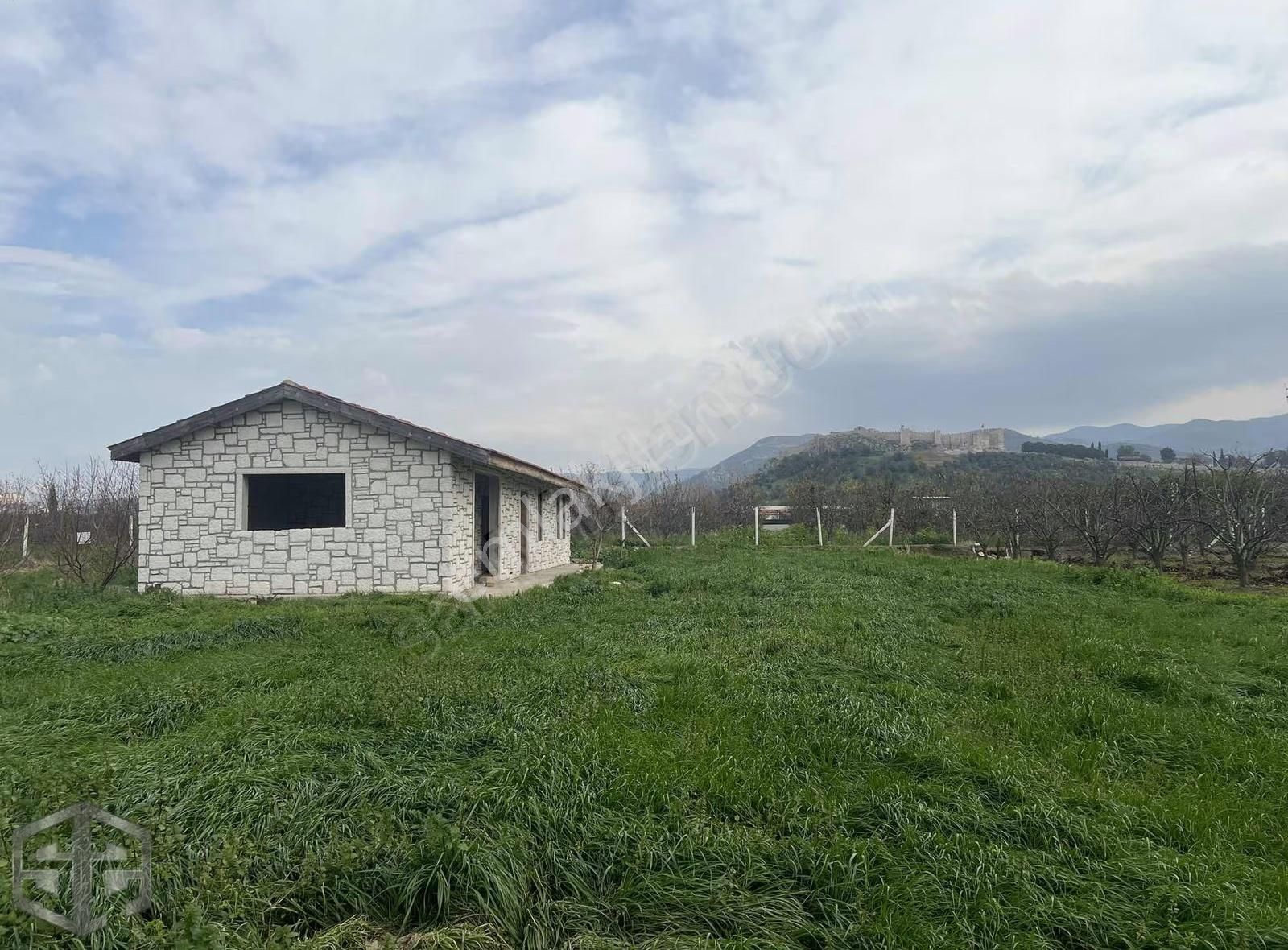 İzmir Selçuk İsabey Mh 1.716 M² Arsa 125 M² Müstakil Villa