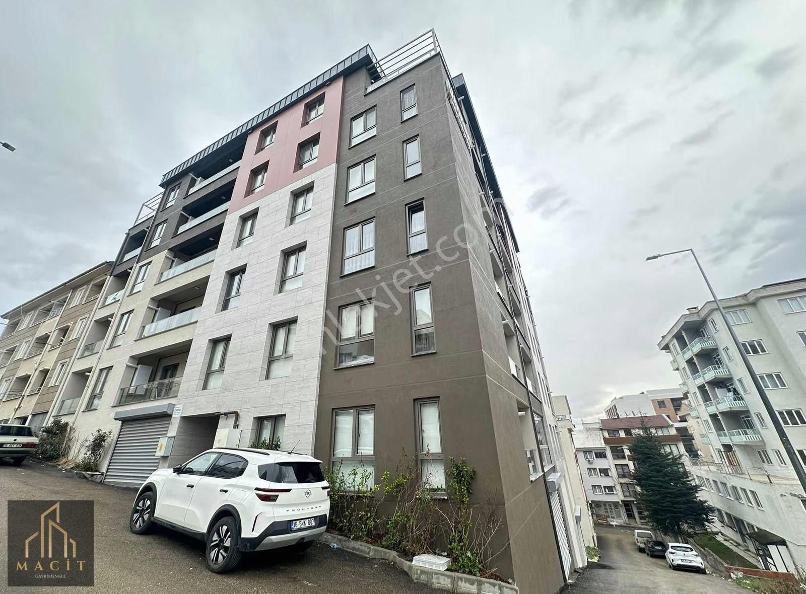 Macit'den Görükle Dumlupınar Mah'de Satılık Eşyalı 1+1 Daire