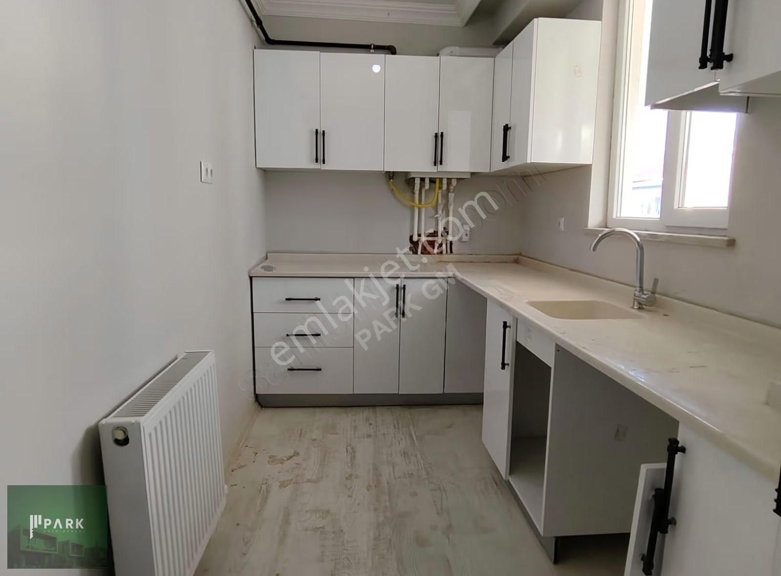 Park Gayrimenkul'den Emek Mh. Dilek Cad. Yakını Sıfır 2+1 Daire - Görsel 15