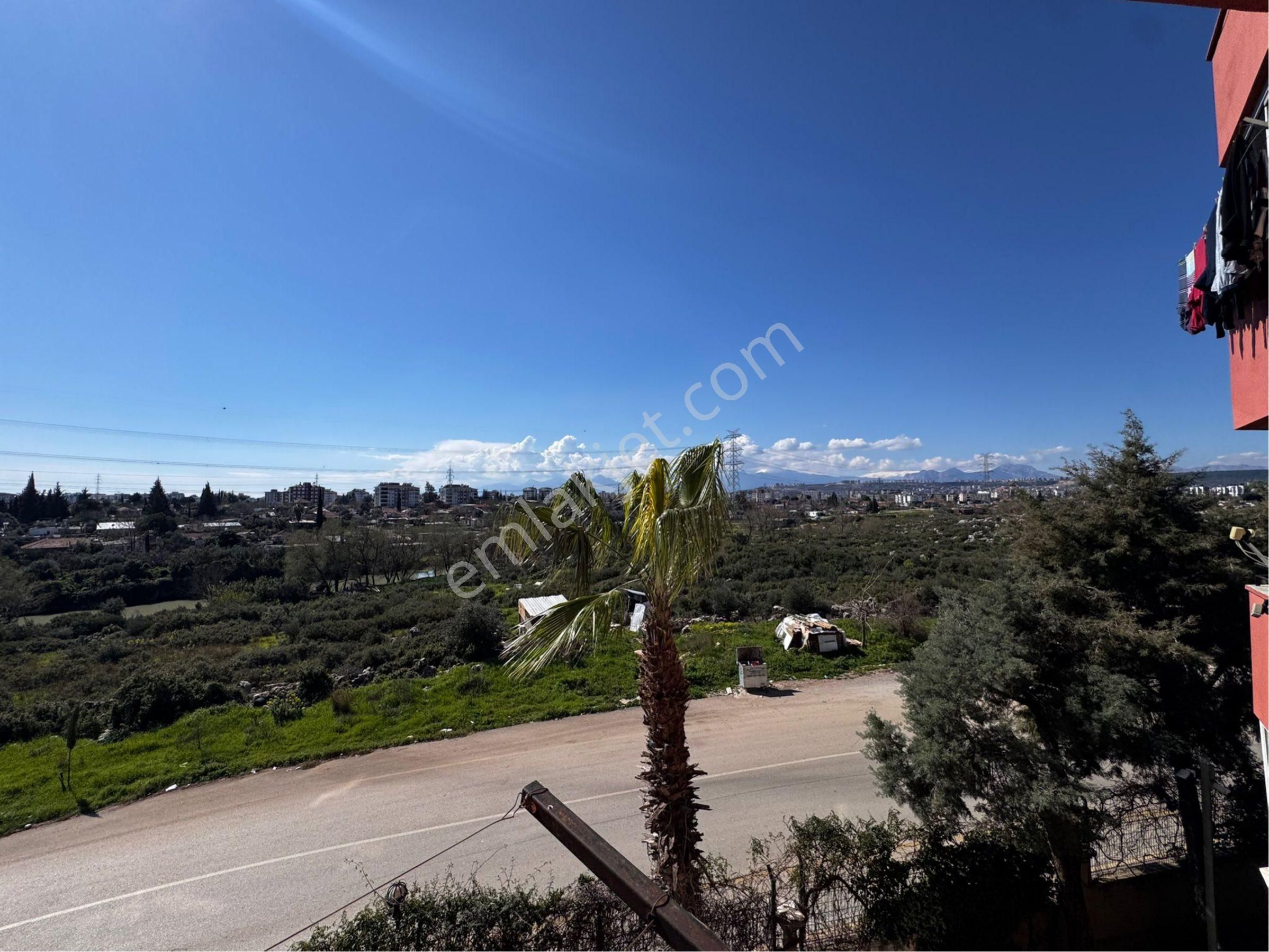 Kepez Güzelkent Sitesinde 3+1 Geniş Ara Katta Kiralık Daire - Görsel 23