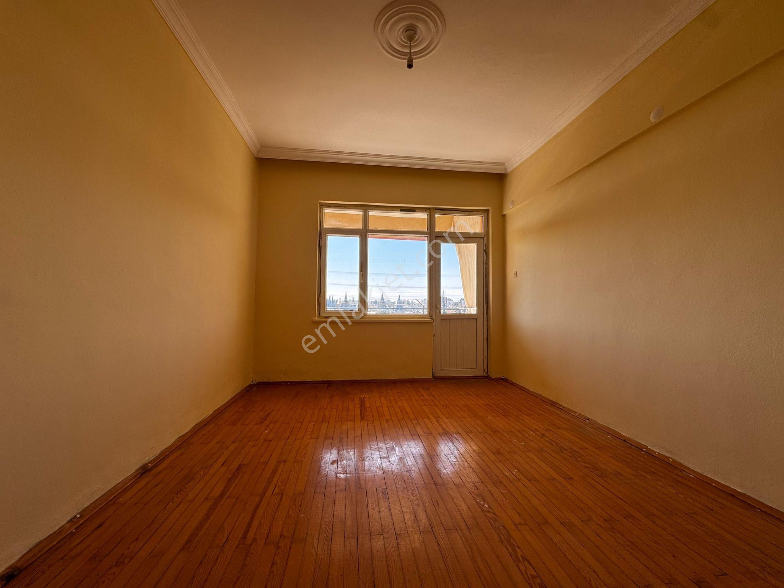 Kepez Güzelkent Sitesinde 3+1 Geniş Ara Katta Kiralık Daire - Görsel 13