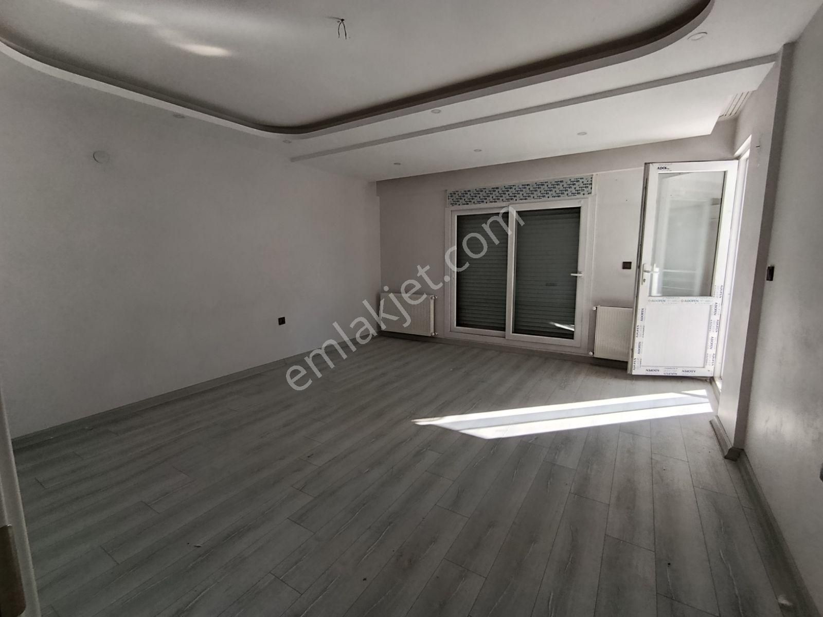 Muratbey'de Köşe Konumlu Aydınlık Ve Ferah 2+1 Kiralık Daire - Görsel 35