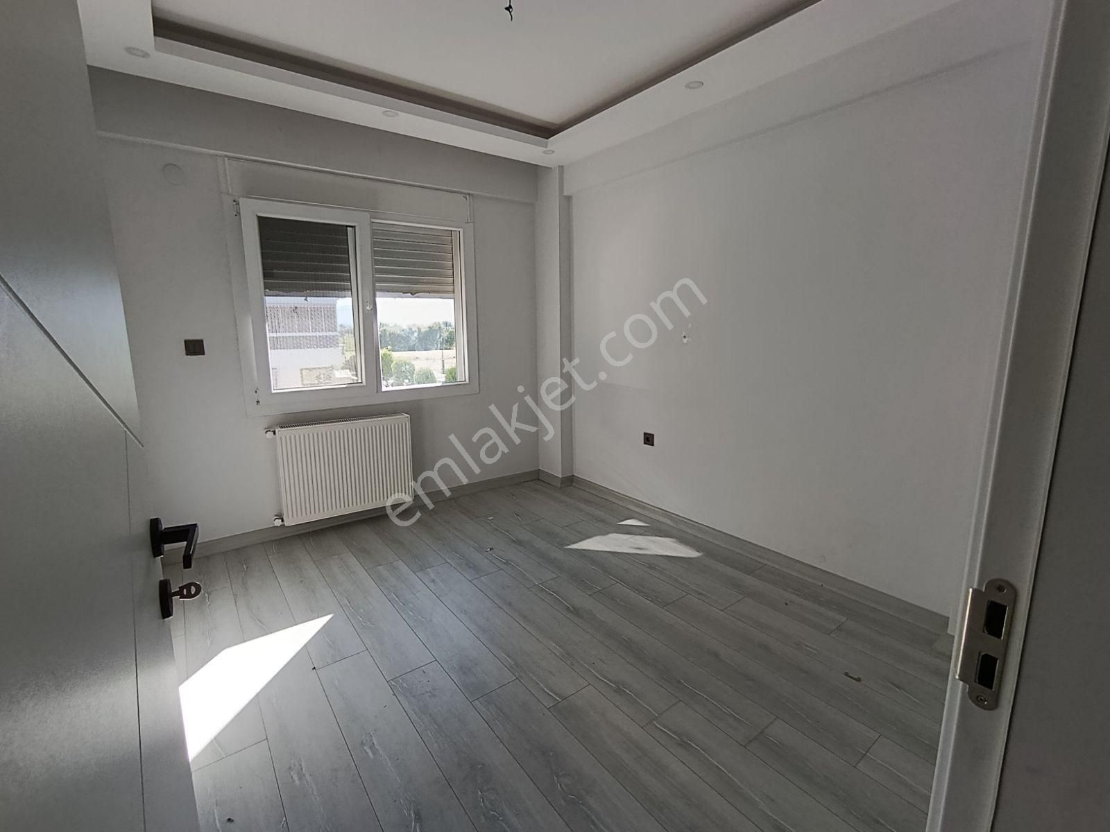 Muratbey'de Köşe Konumlu Aydınlık Ve Ferah 2+1 Kiralık Daire - Görsel 14