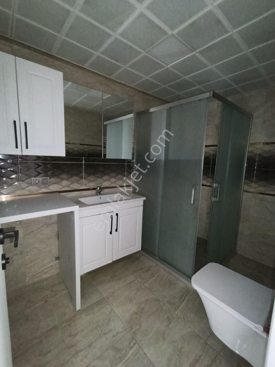 Muratbey'de Köşe Konumlu Aydınlık Ve Ferah 2+1 Kiralık Daire - Görsel 15