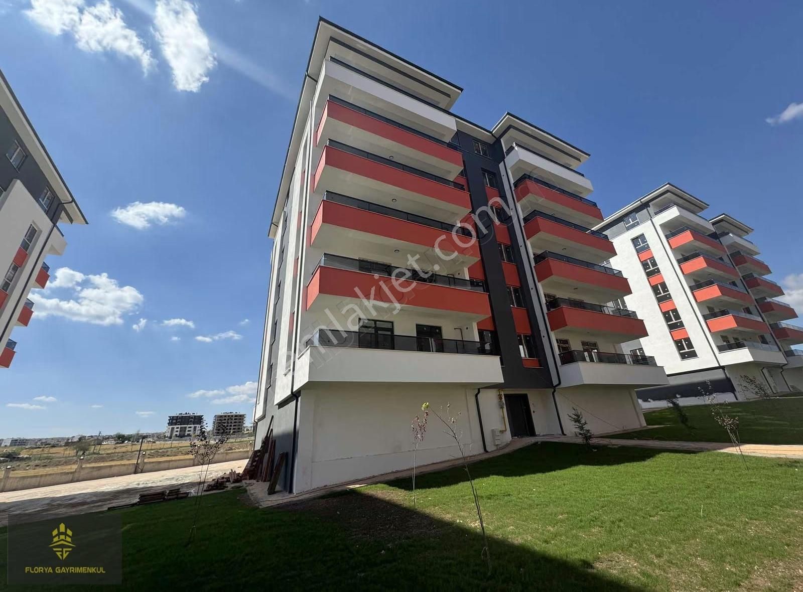 Site İçi Sıfır Lüks Ara Kat Kiralık 2+1 Daire - Görsel 10