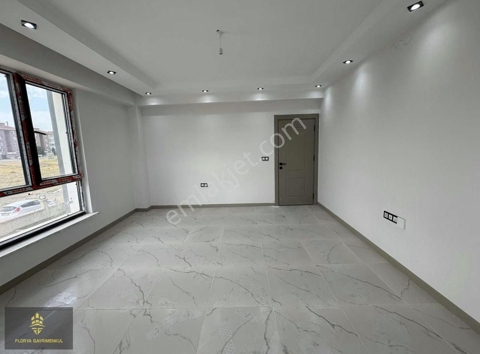 Site İçi Sıfır Lüks Ara Kat Kiralık 2+1 Daire - Görsel 13