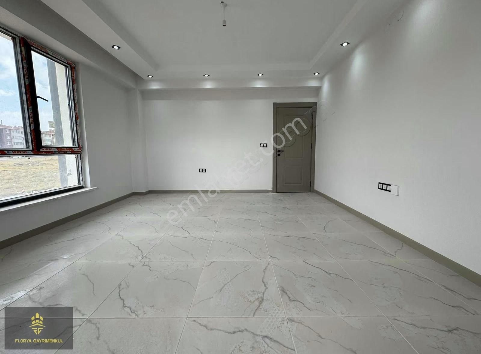 Site İçi Sıfır Lüks Ara Kat Kiralık 2+1 Daire - Görsel 4