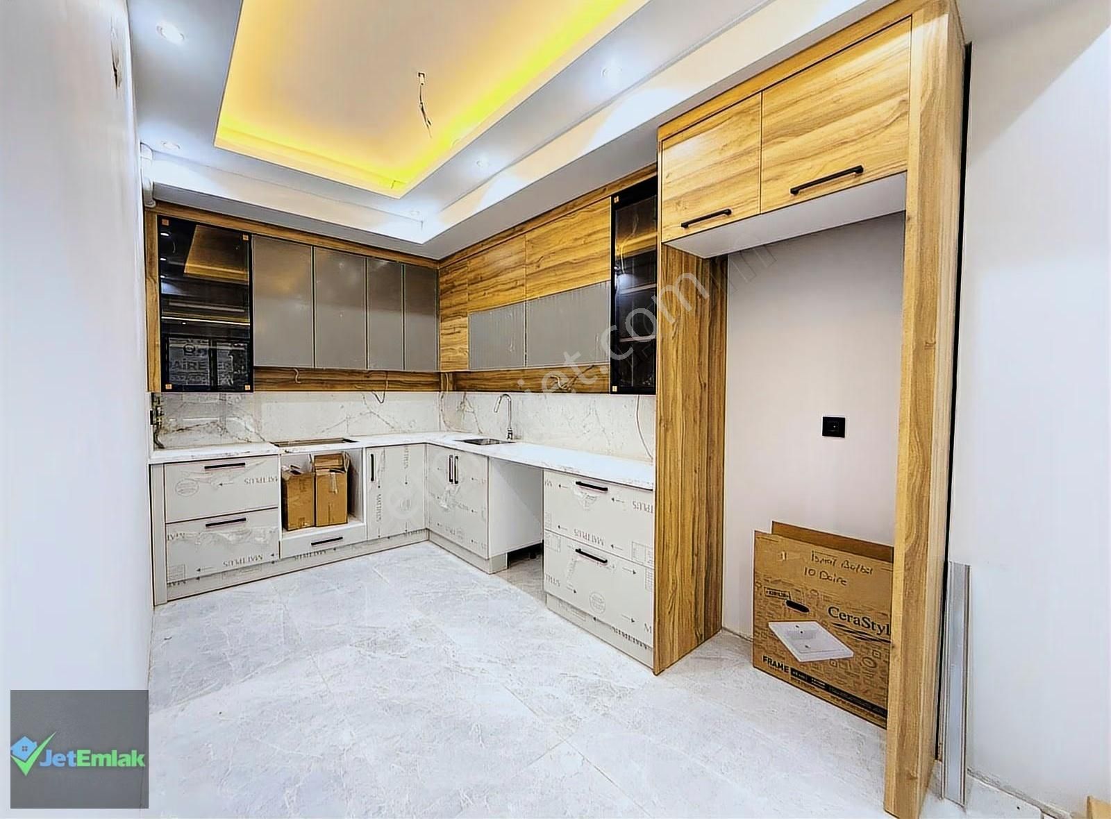 Jet'ten Mükemmeli Arayanlara Özel Yerden Isıtmalı Ebeveynli 2+1