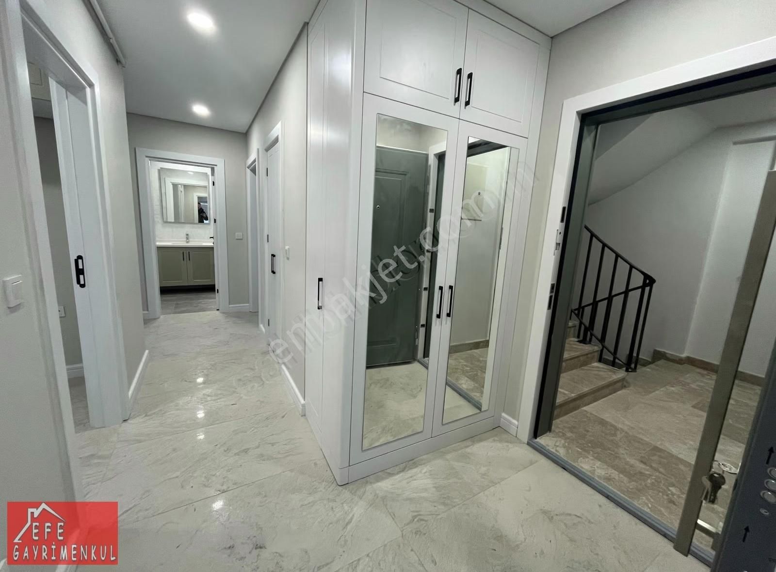 Samandıra Merkezeyakın 4.kat Asansörlü 2+1 Sıfır Ultralüks Daire