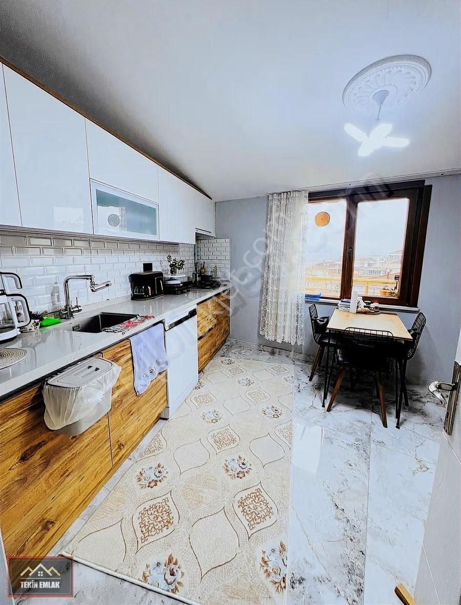 İstanbul Sancaktepe Yunusemre Mah. Satılık 3+3 Üst Dübleks 220m² - Görsel 2