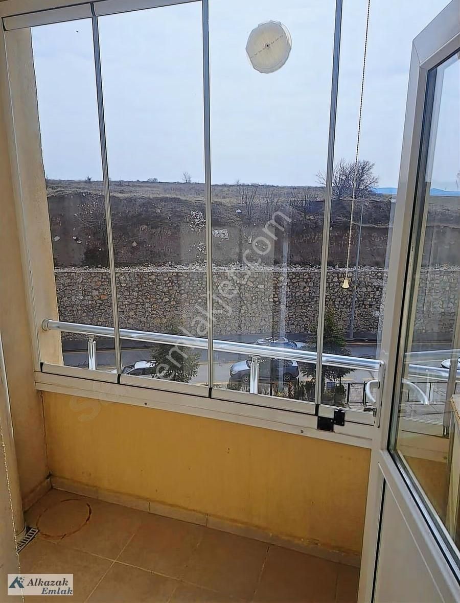 Toki Turkuazda Yapılı,güney Batı Cephe, 2+1 Satılık - Görsel 8