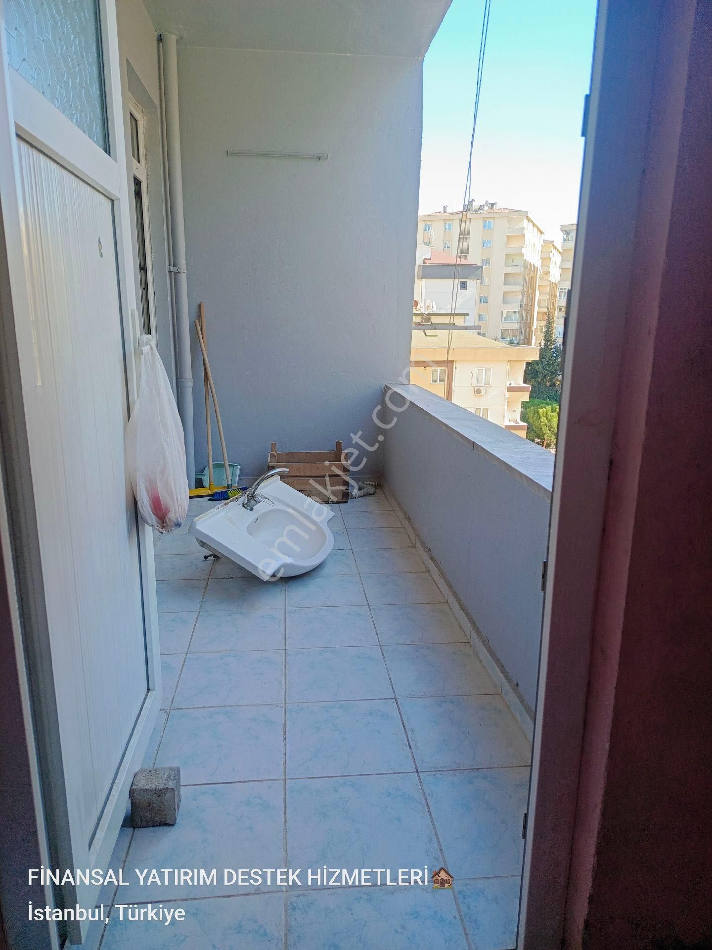 Ümraniye Çamlık Çakmak İkbal Caddesi Üzerinde Finans Merkezi Yürüme Mesafeli 2.kat 2+1 100metr - Görsel 5