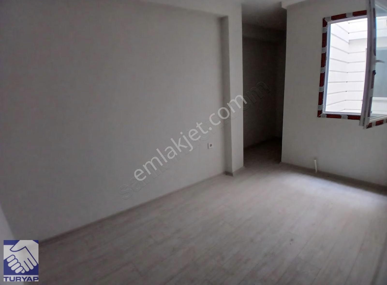 Kuşadası Türkmen Mahallesinde Kiralık 3+1 Dublex Daire - Görsel 2