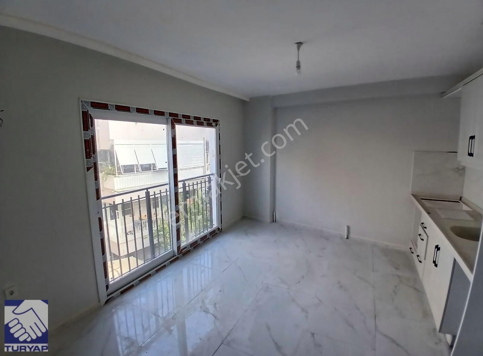 Kuşadası Türkmen Mahallesinde Kiralık 3+1 Dublex Daire - Görsel 6