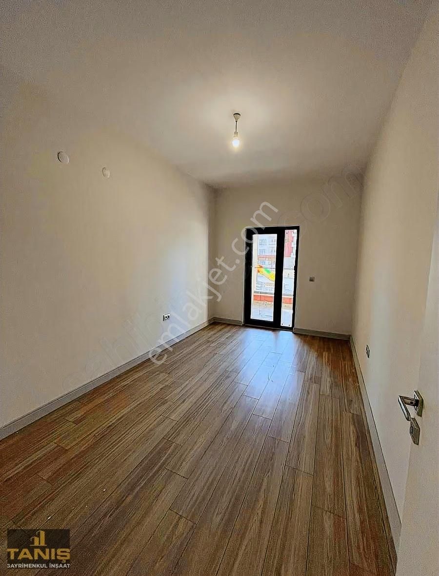 Yüreğir Şehit Erkut Akbay Mah Kiralık 3+1 Geniş Oturumlu Daire - Görsel 3