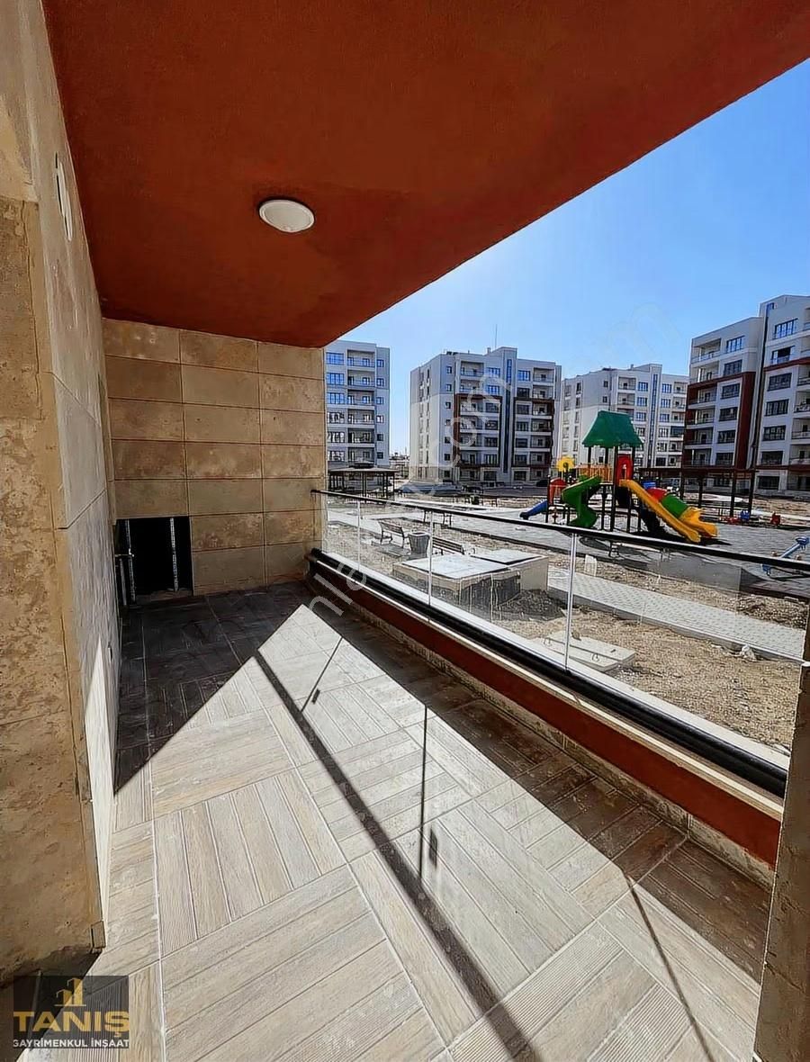 Yüreğir Şehit Erkut Akbay Mah Kiralık 3+1 Geniş Oturumlu Daire - Görsel 12