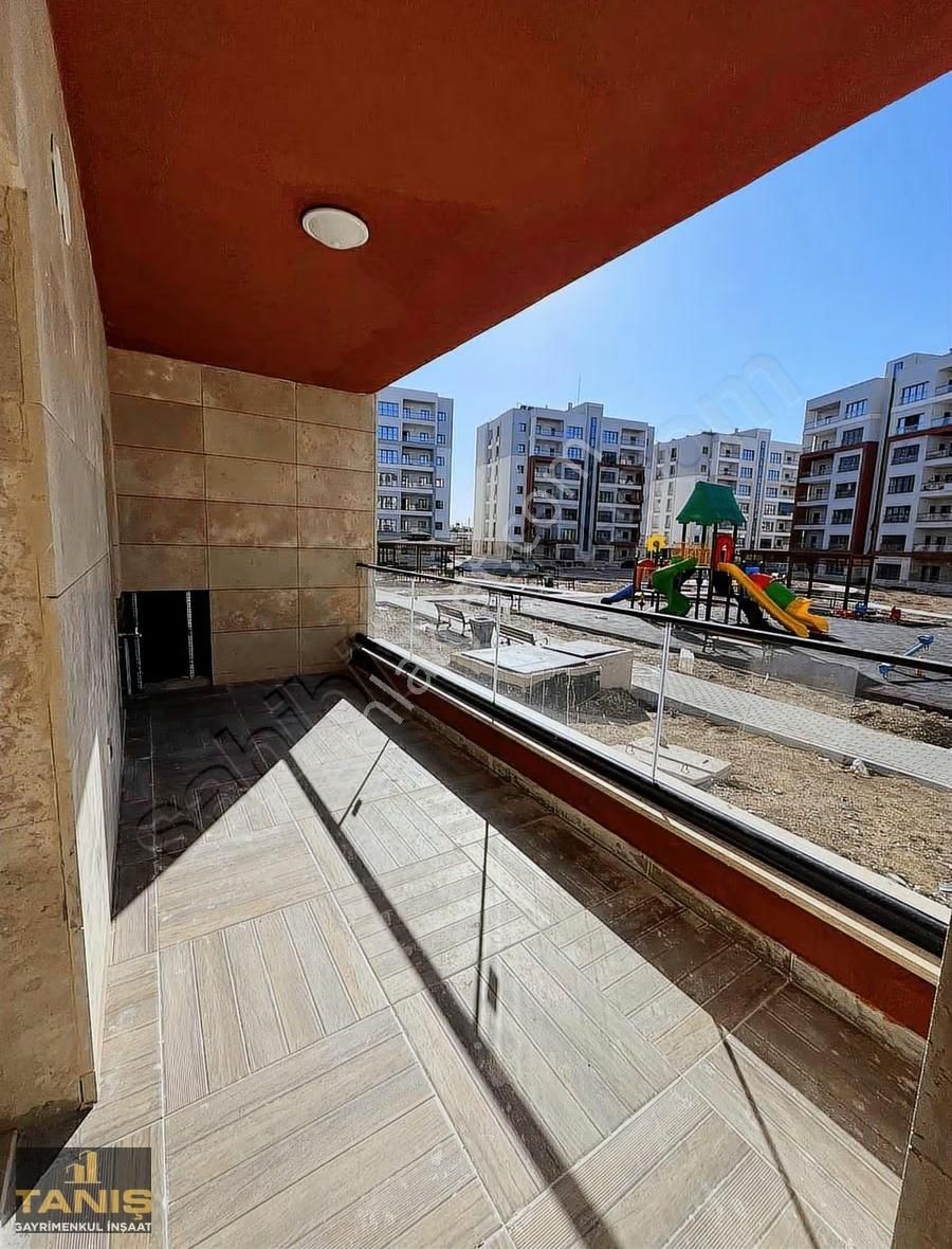 Yüreğir Şehit Erkut Akbay Mah Kiralık 3+1 Geniş Oturumlu Daire - Görsel 14