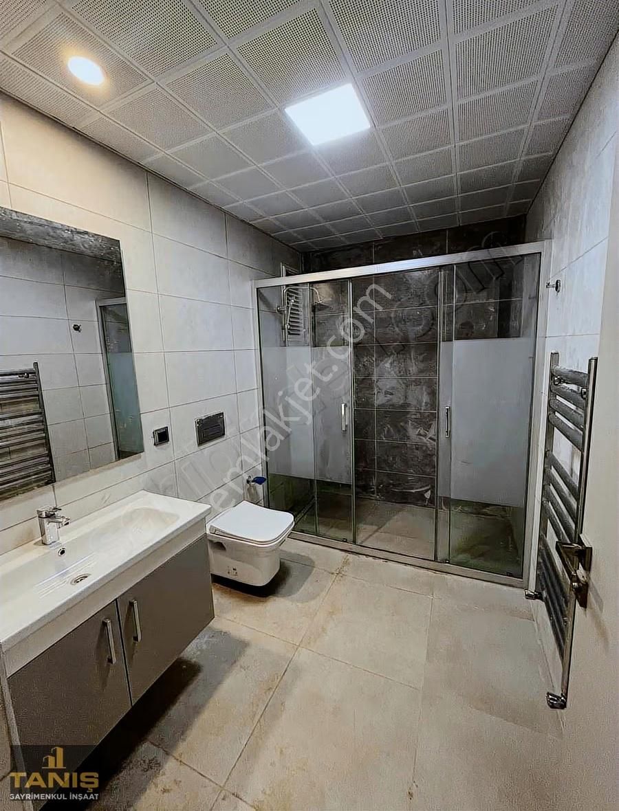 Yüreğir Şehit Erkut Akbay Mah Kiralık 3+1 Geniş Oturumlu Daire - Görsel 2