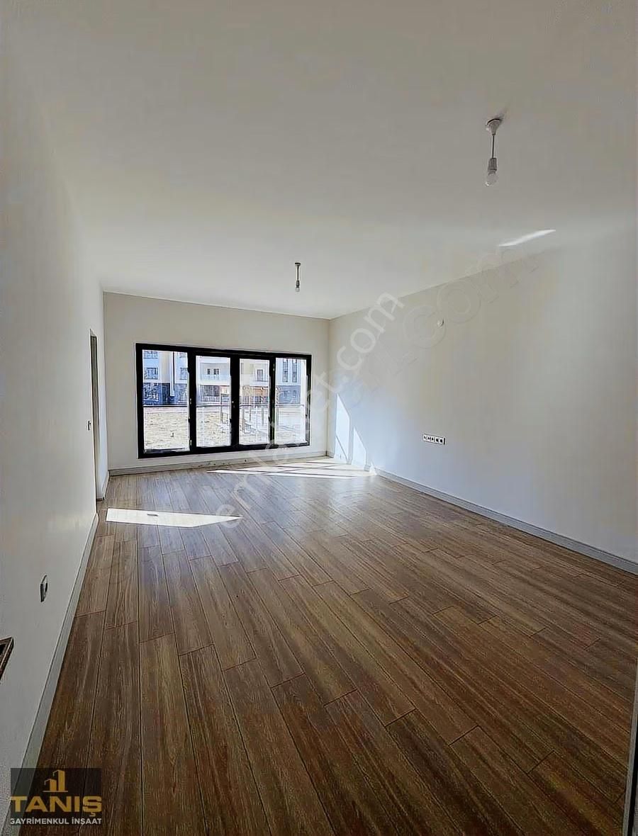 Yüreğir Şehit Erkut Akbay Mah Kiralık 3+1 Geniş Oturumlu Daire - Görsel 19