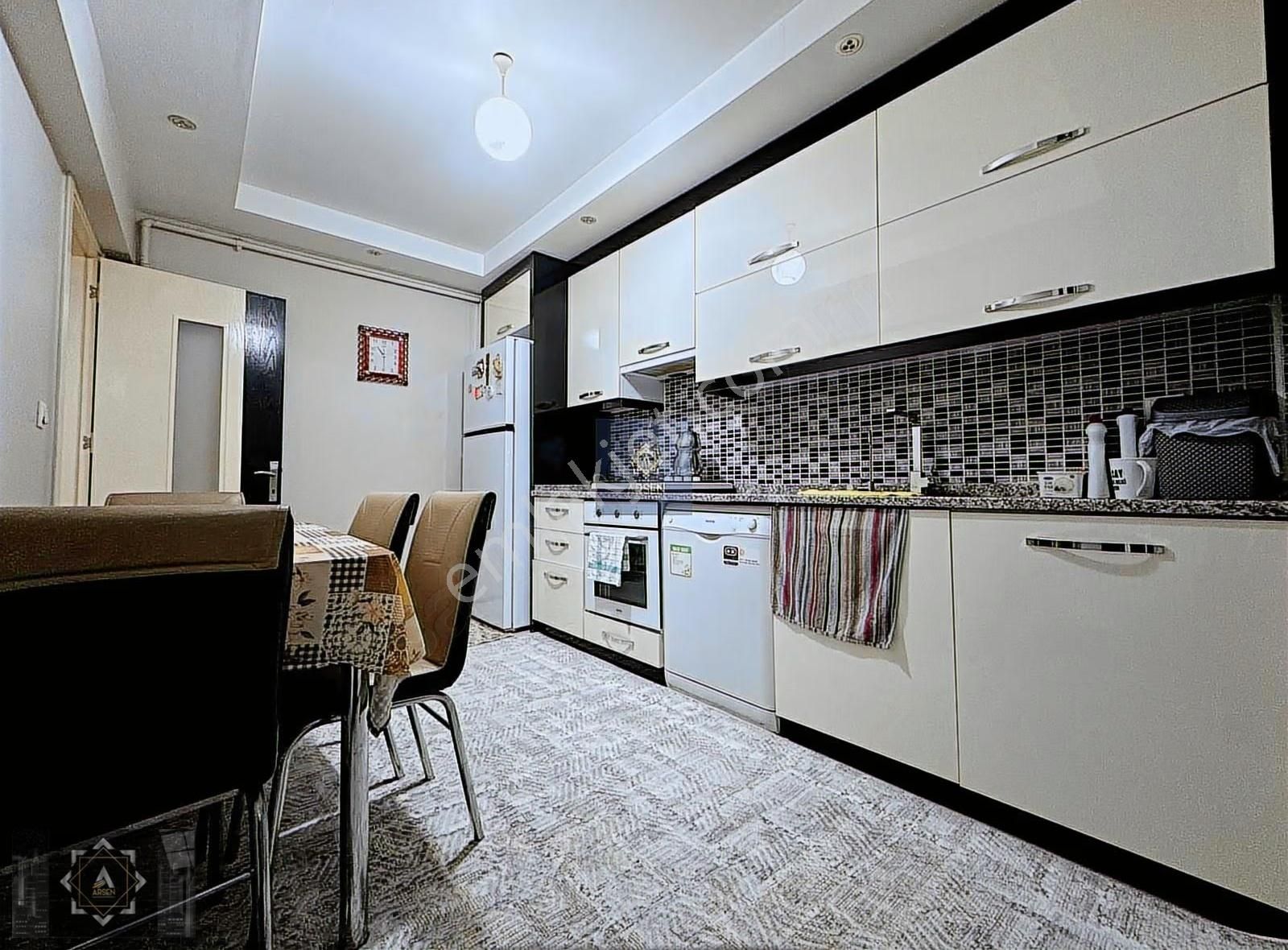 Arsenden Kaymakamlığa Yakın Arakat Asansörlü 2+1 Satılık Daire - Görsel 12