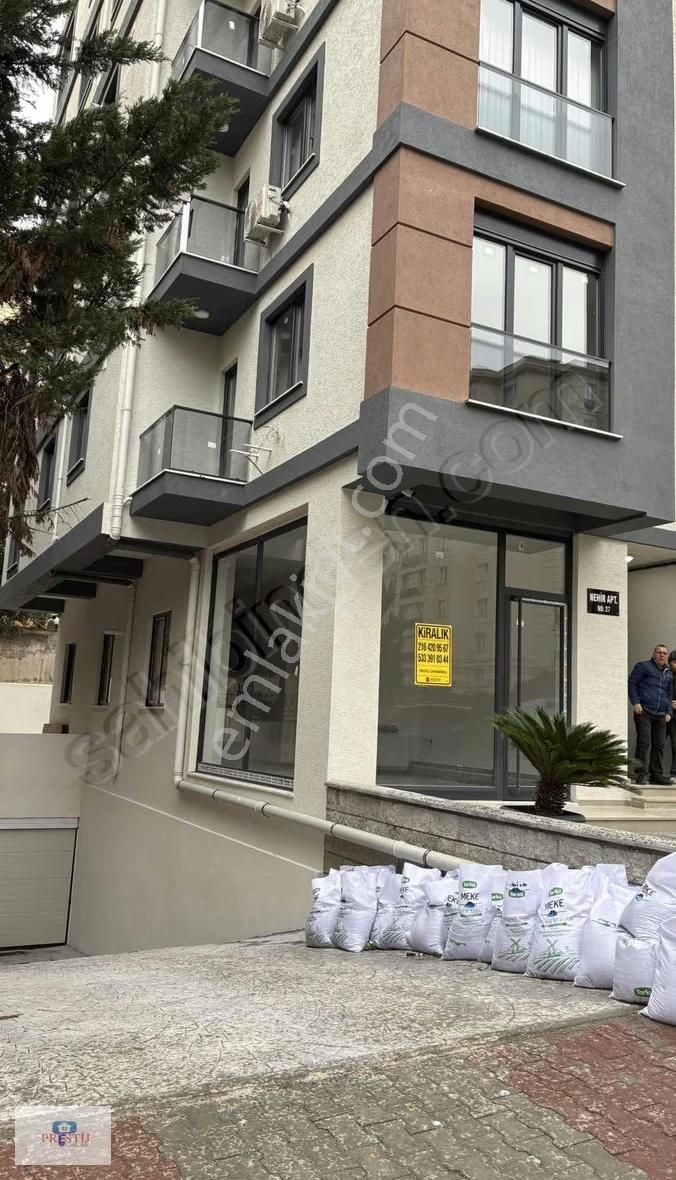 Elalmış Cad Sevği Sokakta Yeni İskanlı Binada Düz Giriş Dükkan - Görsel 6