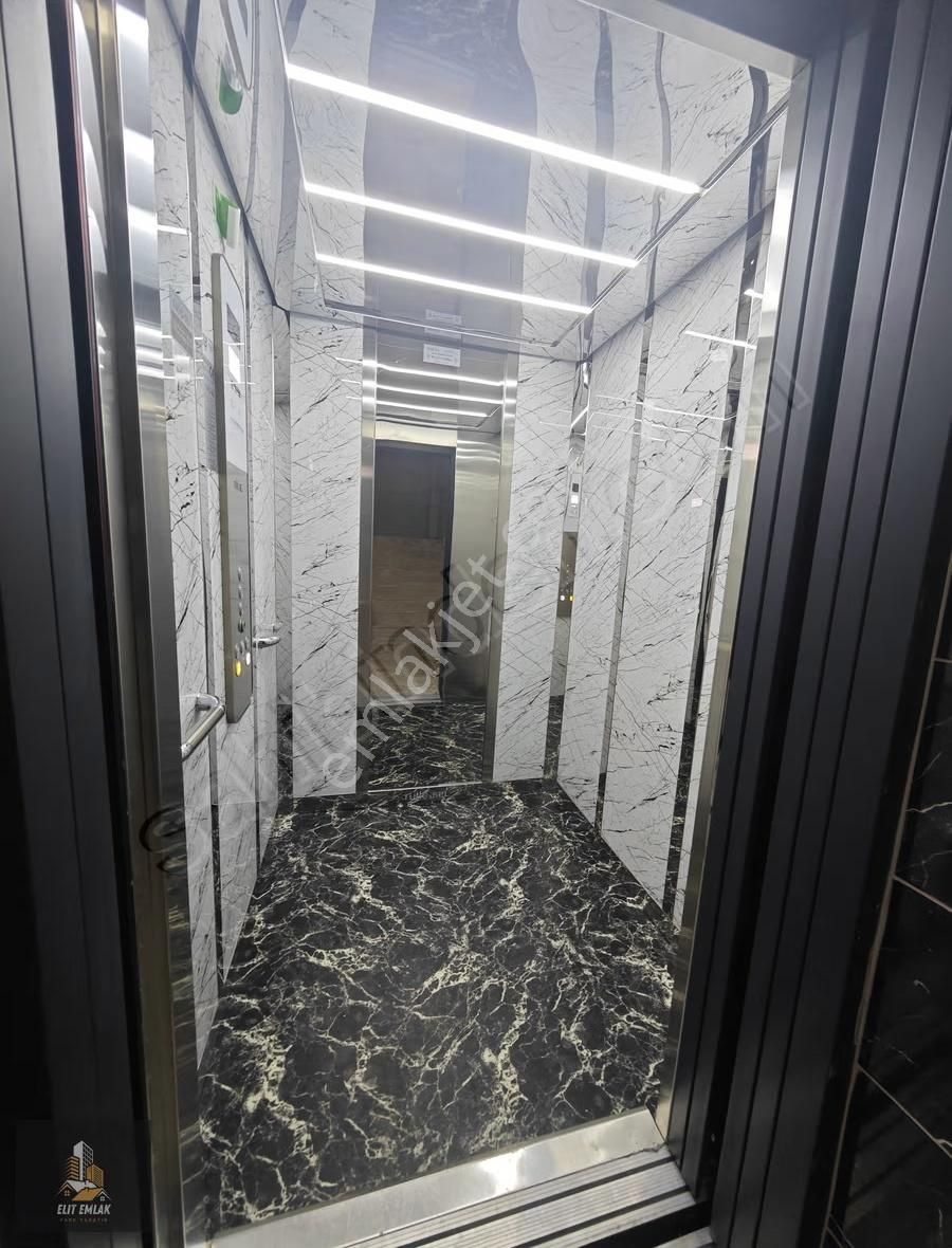 Elit Emlak Cumhuriyet Mah 135 M2 3+1 Satılık Daire - Görsel 1