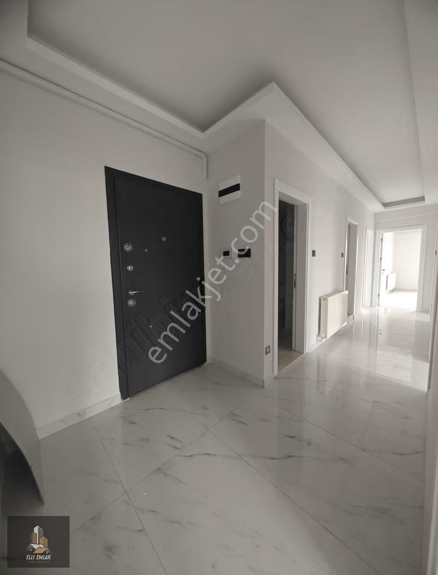 Elit Emlak Cumhuriyet Mah 135 M2 3+1 Satılık Daire - Görsel 12
