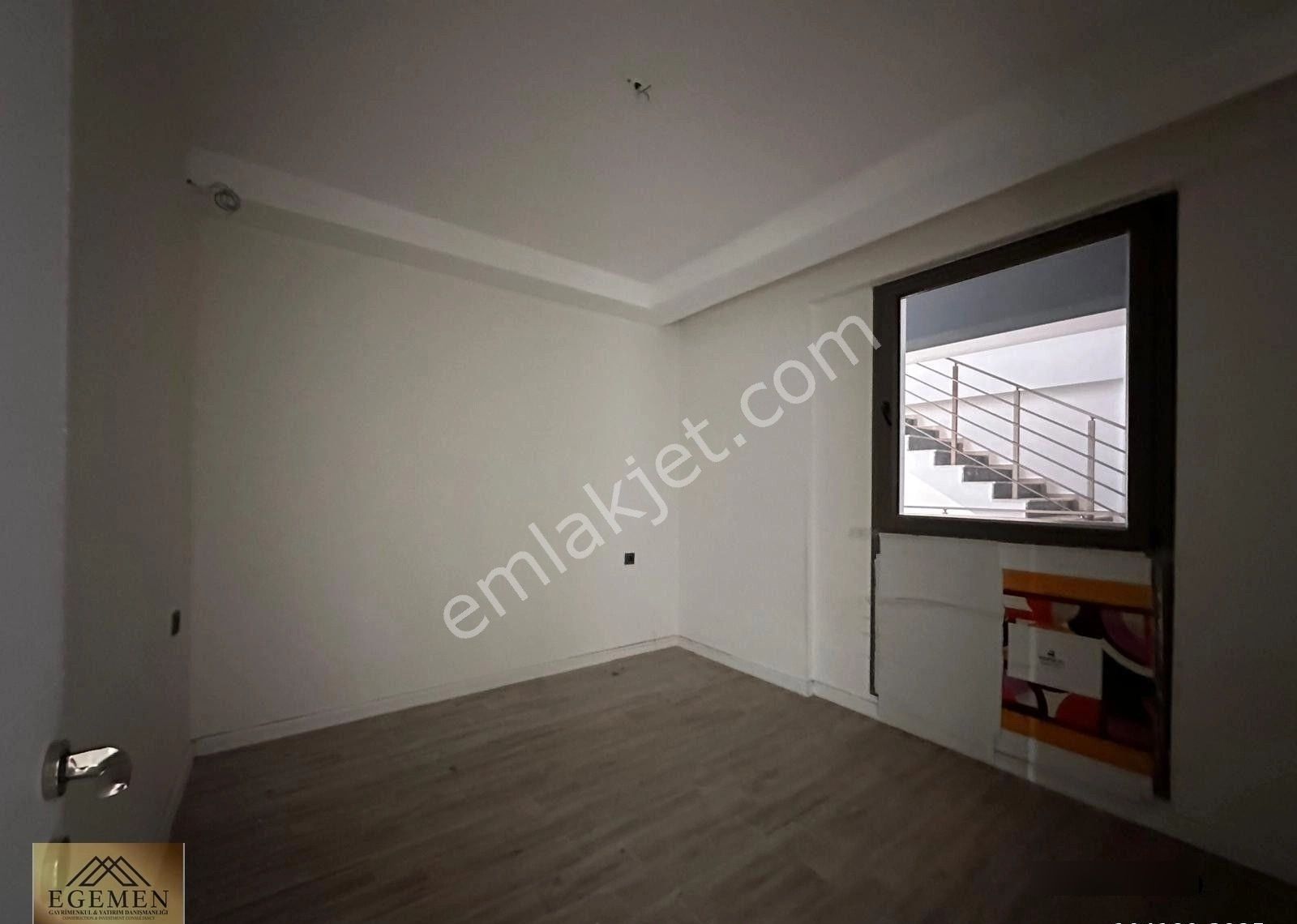 Kuşadası Değirmendere Mahallesinde 2+1 Kiralık Daire - Görsel 2