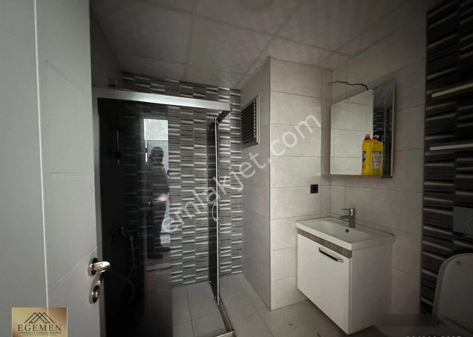 Kuşadası Değirmendere Mahallesinde 2+1 Kiralık Daire - Görsel 8