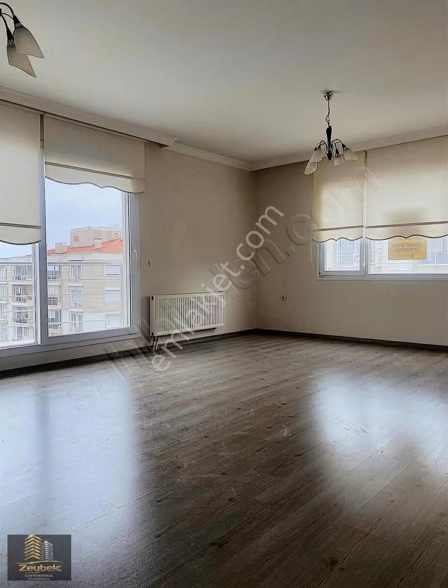 İzmir Menemen Esmira Sitesinde Satılık 3+1 160m² Lüks Daire - Görsel 2