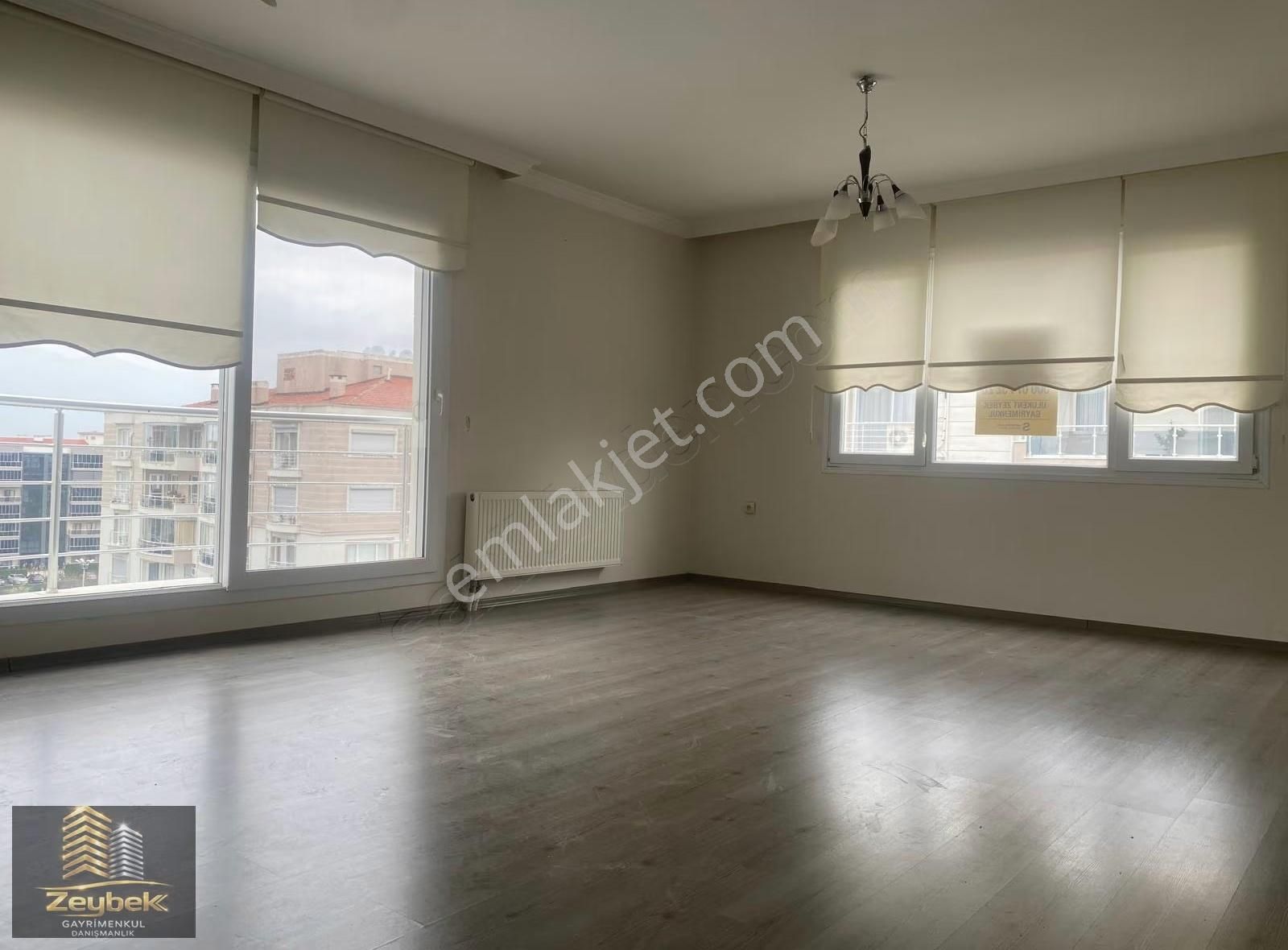 İzmir Menemen Esmira Sitesinde Satılık 3+1 160m² Lüks Daire - Görsel 32