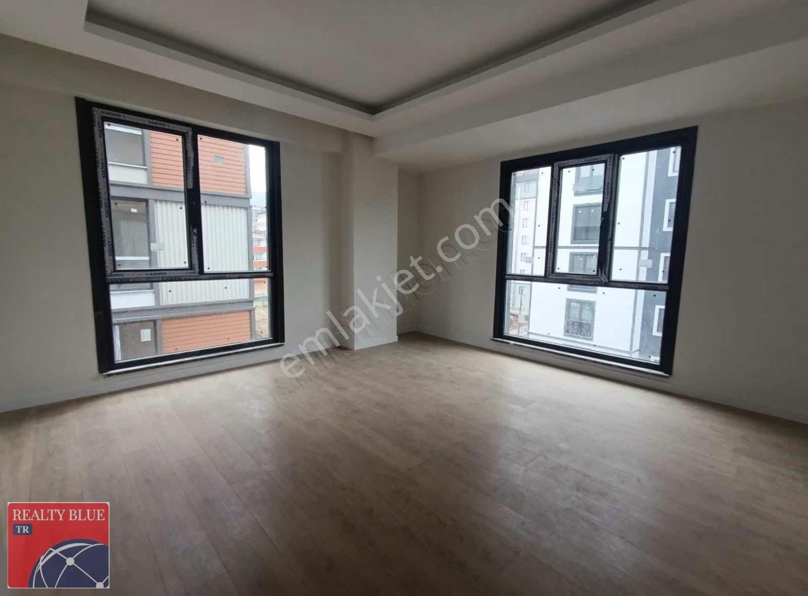 Sultanbeyli Mehmet Akif Mah. Satılık 2+1 80 M2 Sıfır Daire