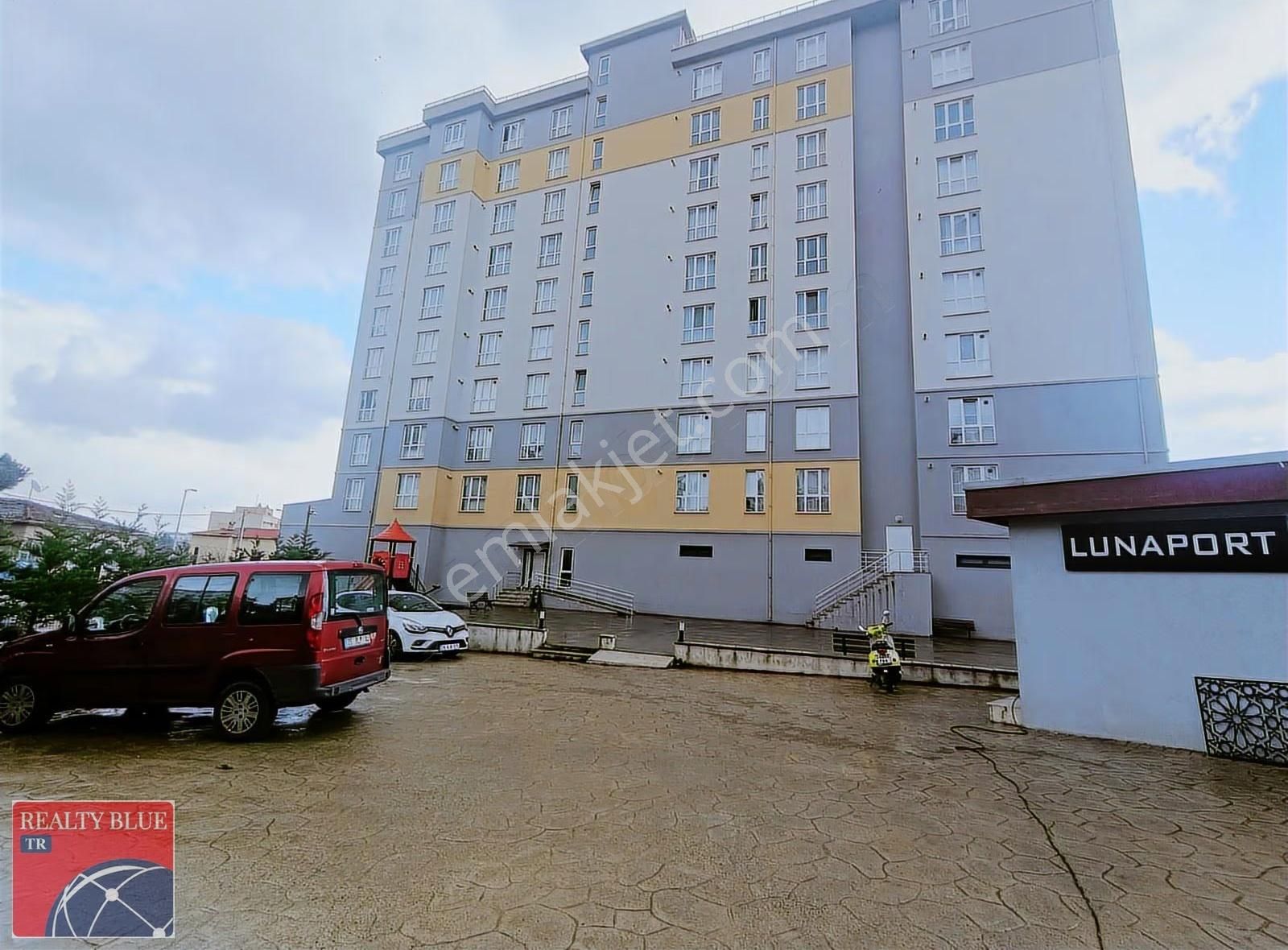 Sabiha Gökçen Havaalanı Yakını Lunaport Sitesi 1+1 Satılık Daire