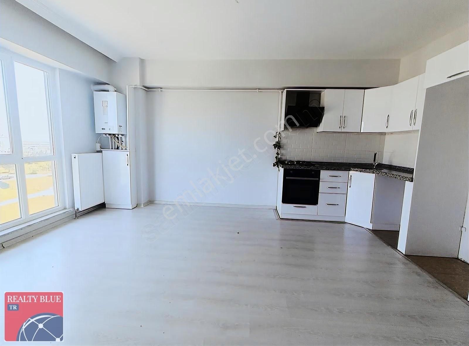 Sabiha Gökçen Havaalanı Yakını Lunaport Sitesi 1+1 Satılık Daire - Görsel 2