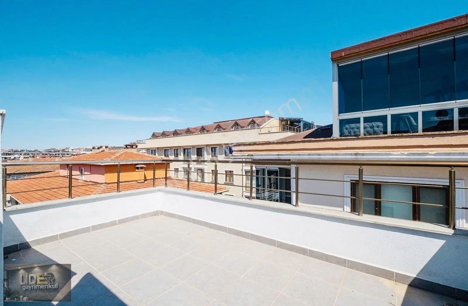 Lider'den Küçükyalı Metro Yakın Geniş M2 Fırsat 4+2 Dubleks - Görsel 3