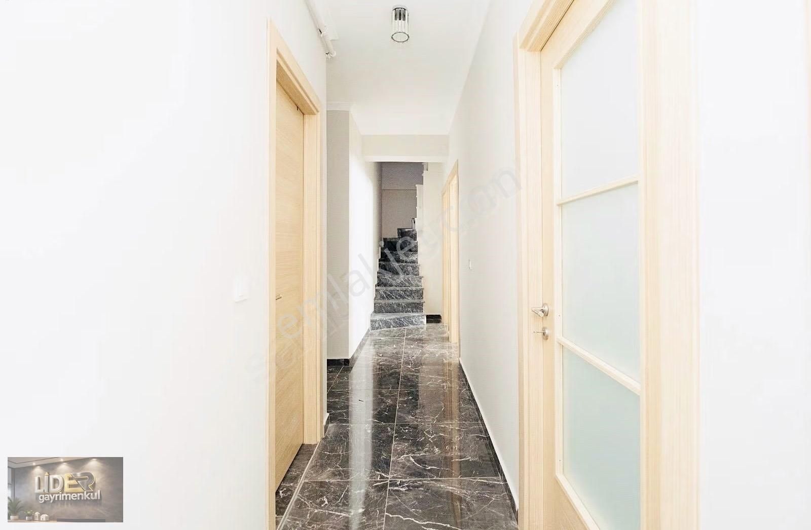 Lider'den Küçükyalı Metro Yakın Geniş M2 Fırsat 4+2 Dubleks - Görsel 2