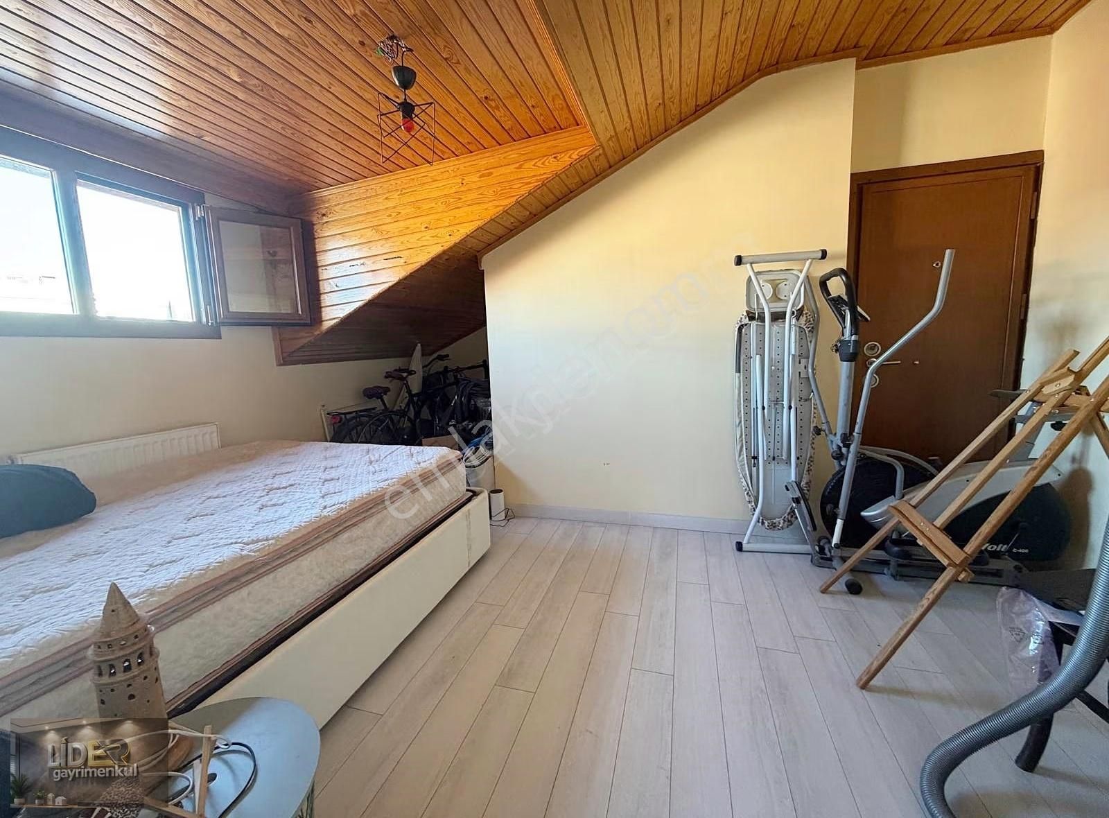 Lider'den İdealtepe'de Ferah Kullanımlı 3+1 Dubleks - Görsel 2