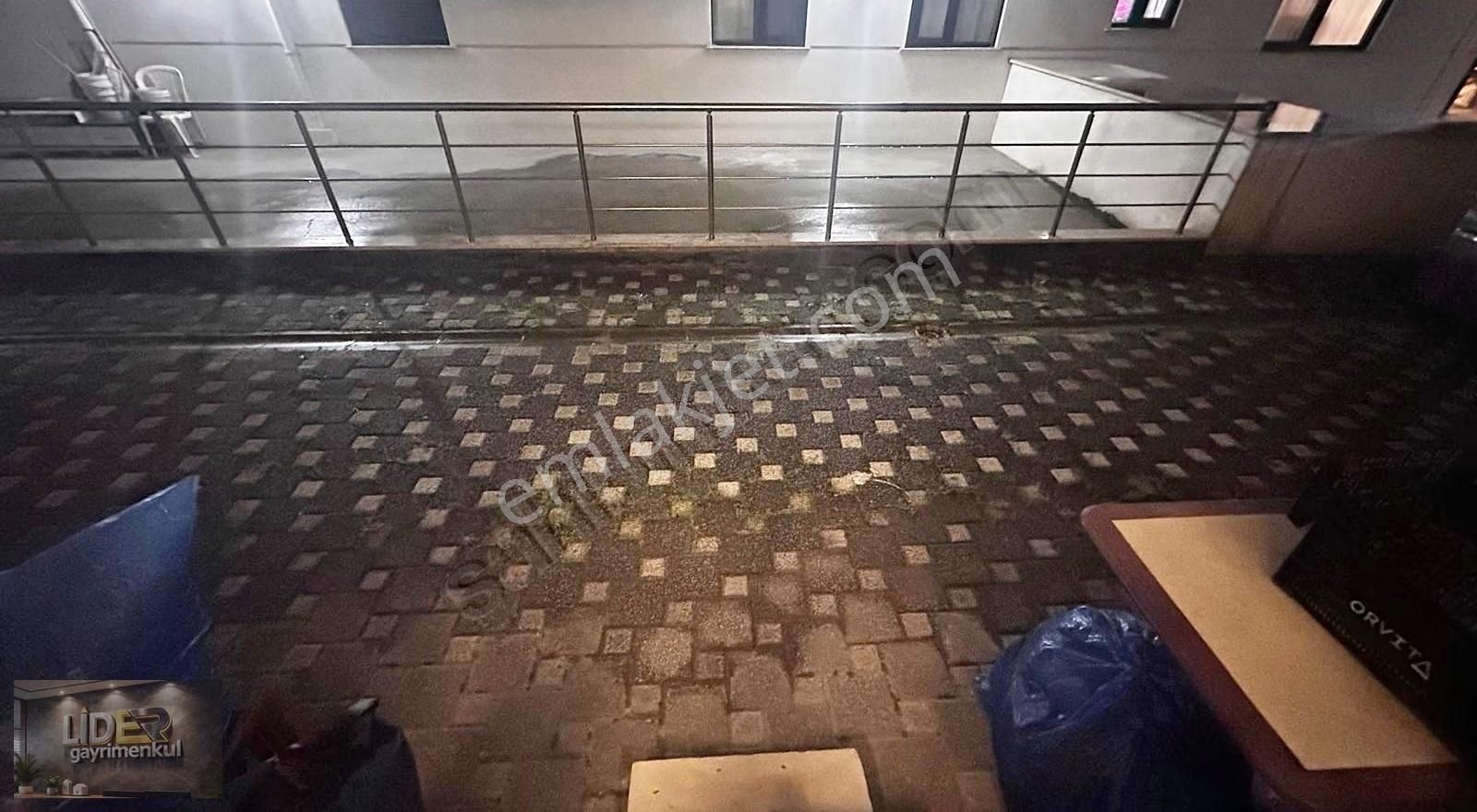 Lider'den Metroya Yakın Butik Sitede Geniş Teraslı 1+1 Daire - Görsel 12