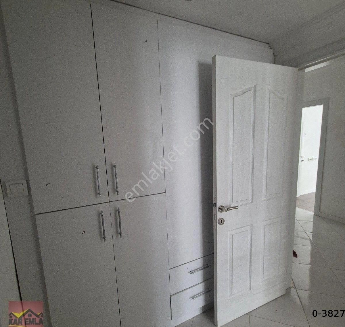 Barış Caddesine Yakın 2+1 Bakımlı Daire - Görsel 18