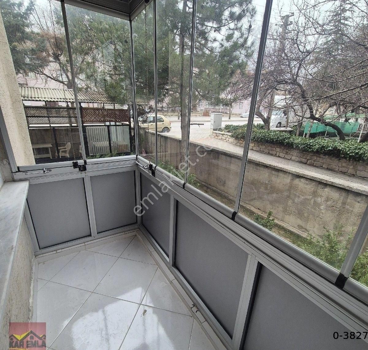 Barış Caddesine Yakın 2+1 Bakımlı Daire - Görsel 14