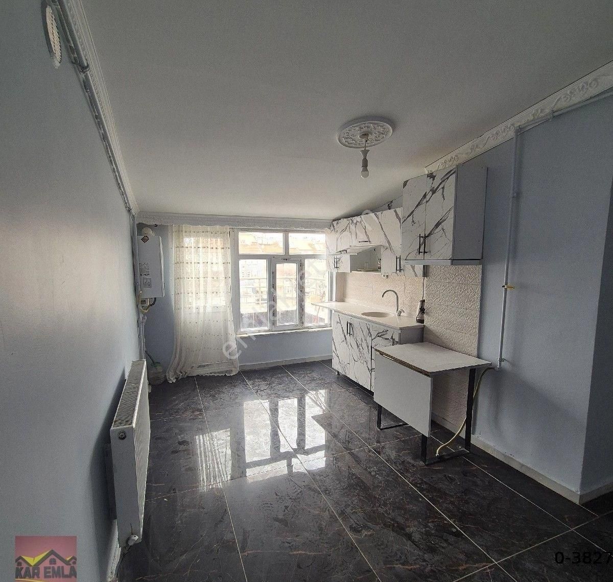 Malazgirt Mhlesinde 2+1 Bakımlı Daire - Görsel 14