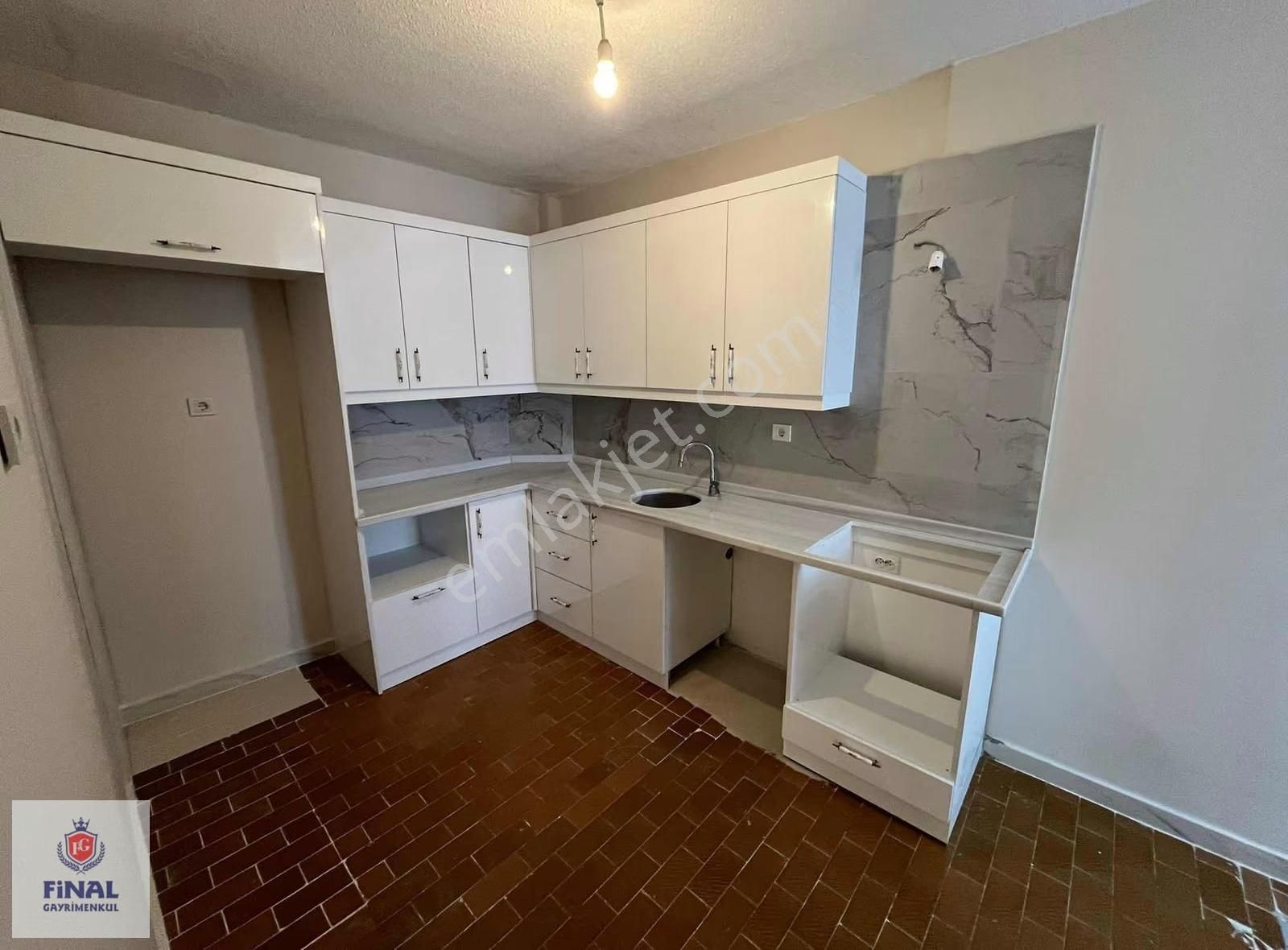 Mavi Bulvar Ceylan Market Civ. 3+1 Masrafsız Yeni Boyalı - Görsel 24