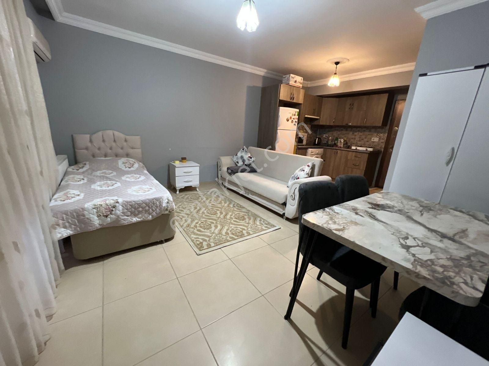 Urla Merkeze Yakın Ful Eşyali Balkonlu Stüdyo Daire - Görsel 12